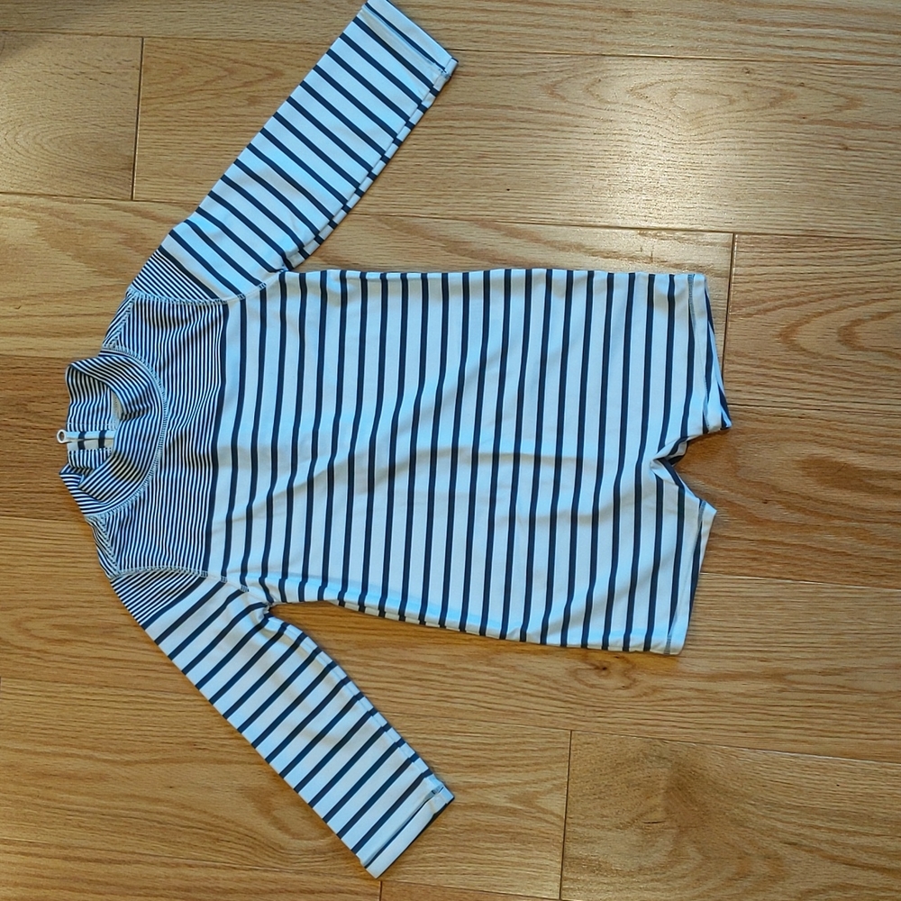 NWOT babyGap Rash Guard, 18-24 months